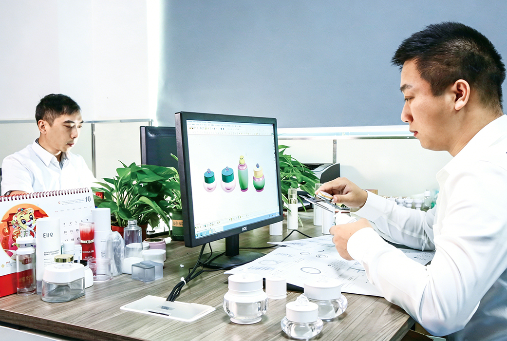 余姚恒邦塑料有限公司。